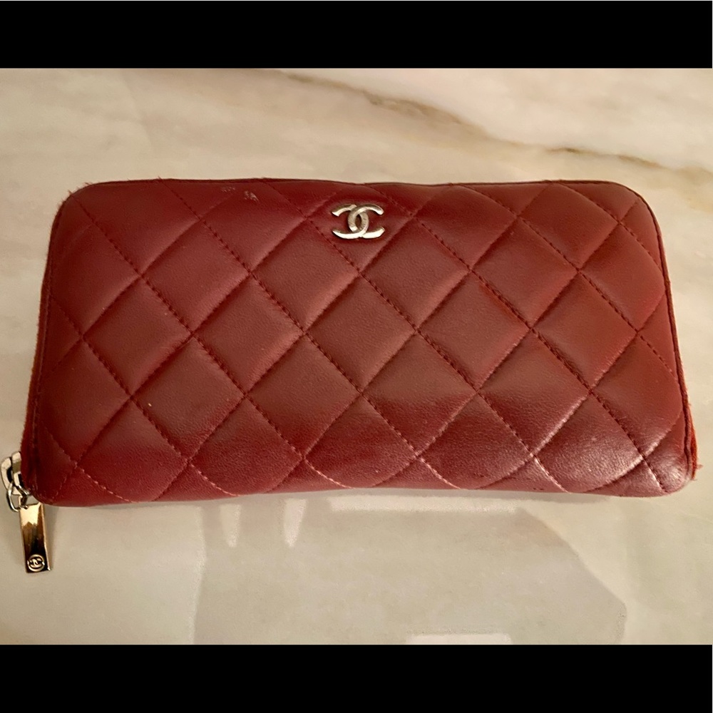 Chanel zipper wallet
